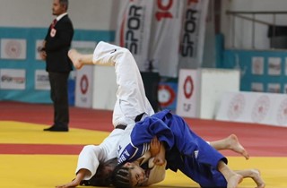 Gemlik'te Judodan Şampiyonlar Çıkmaya Devam Ediyor